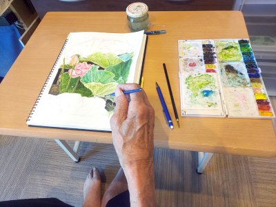 蓮の花を書こうかと思って・・