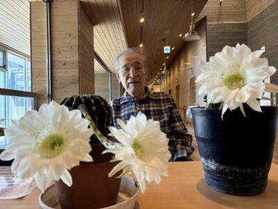 また入所棟の利用者様にも見て頂きました