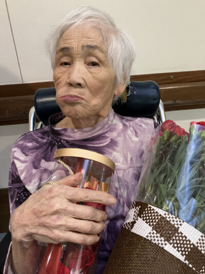 お花も沢山届きました