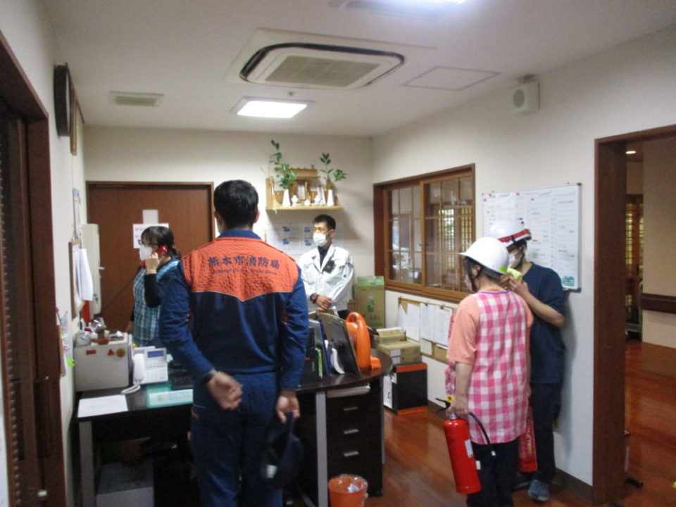 日中想定での避難訓練・通報訓練【津森倶楽部】