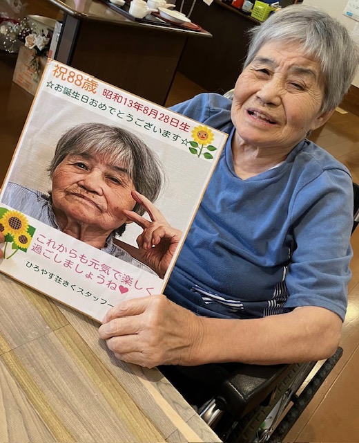 8月生まれの方の誕生会を行いました!(^^)!　【うめ・きく】