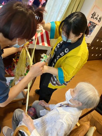 ヨーヨーを釣り上げた様子