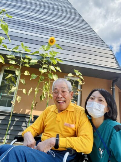 利用者様とひまわり