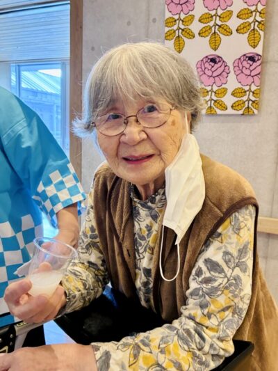 ジュースも乾杯