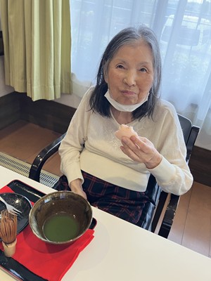 笑顔で召し上がられていました。
